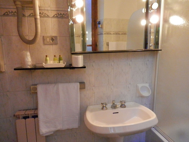 Imagen de la habitación del Hotel Villa Liberty. Foto 9