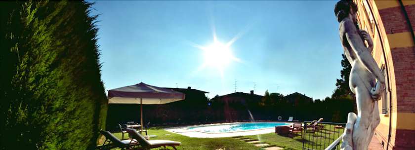 Imagen de los exteriores del Hotel Villa Liberty, Pontecurone. Foto 11