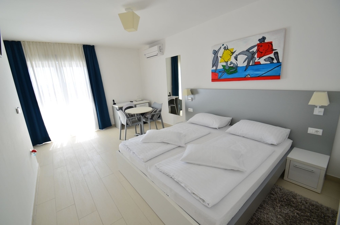 Imagen de la habitación del Hotel Villa Liburnum. Foto 9