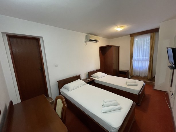 Imagen de la habitación del Hotel Villa Ljubanovic. Foto 17
