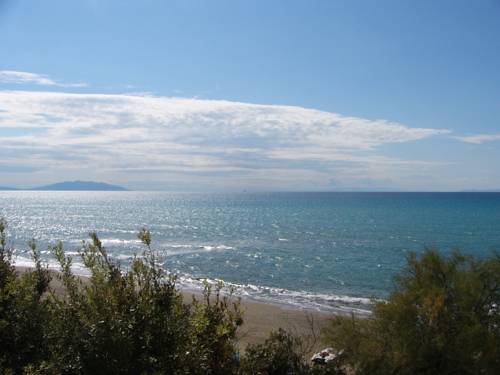 Imagen de la habitación del Hotel Villa Lo Scoglietto. Foto 16