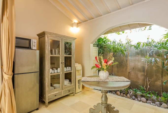 Imagen de la habitación del Hotel Villa Lodek Deluxe. Foto 17