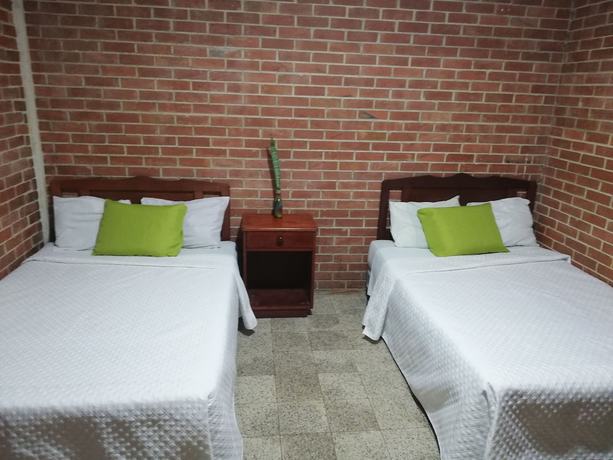 Imagen de la habitación del Hotel Villa Los Arcos. Foto 7