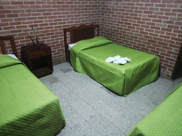 Imagen de la habitación del Hotel Villa Los Arcos. Foto 15