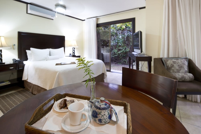 Imagen de la habitación del Hotel Villa Los Candiles. Foto 8