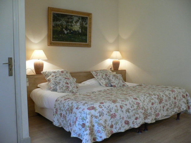 Imagen de la habitación del Hotel Villa Louise. Foto 6