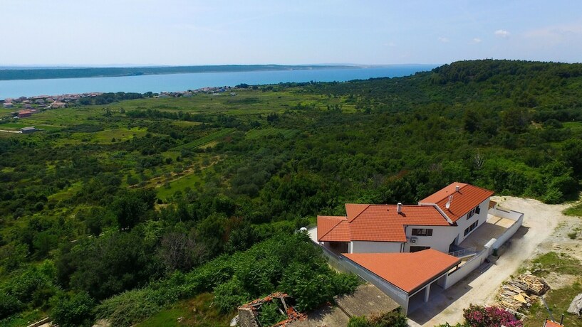 Imagen general del Hotel Villa Lubey in Ljubac. Foto 3