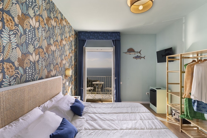 Imagen de la habitación del Hotel Villa Lubrense. Foto 6