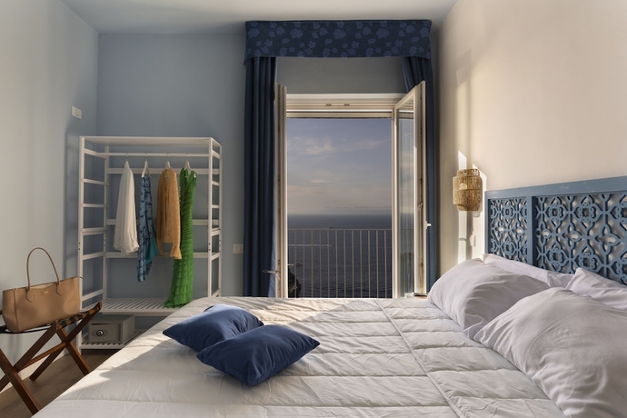 Imagen de la habitación del Hotel Villa Lubrense. Foto 11