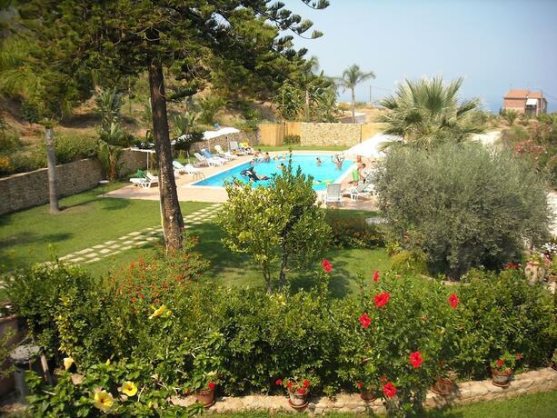 Imagen general del Hotel Villa Luca, Sant'Agata di Militello. Foto 10