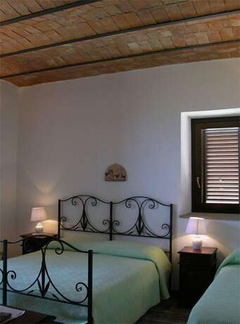 Imagen de la habitación del Hotel Villa Luca, Sant'Agata di Militello. Foto 17