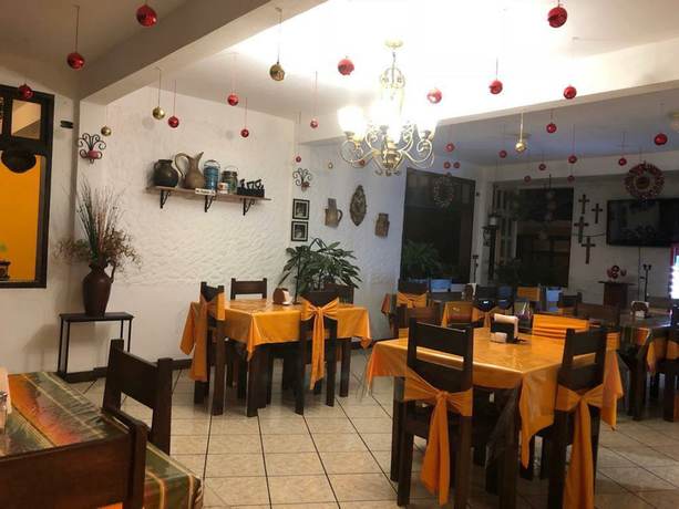 Imagen del bar/restaurante del Hotel Villa Lucia, Malacat&aacute;n. Foto 5