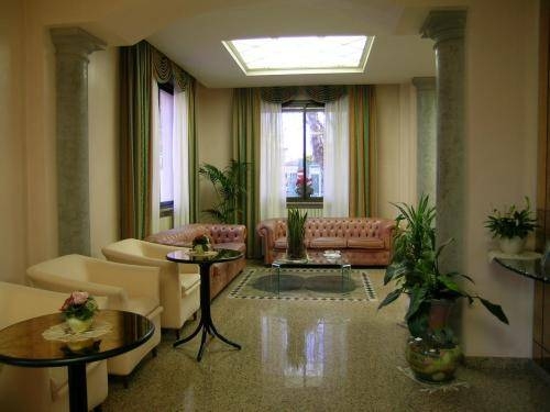 Imagen general del Hotel Villa Luigia. Foto 12