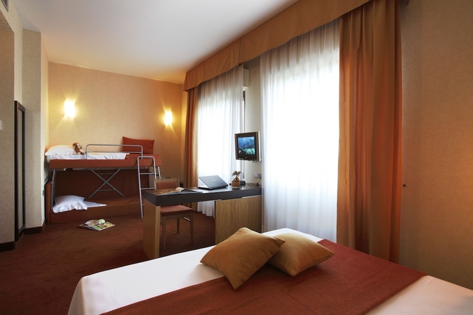 Imagen de la habitación del Hotel Villa Luisa, Todi. Foto 5