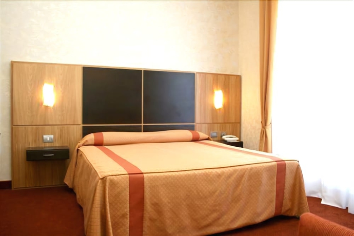 Imagen de la habitación del Hotel Villa Luisa, Todi. Foto 6