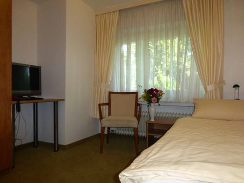 Imagen de la habitación del Hotel Villa Luise, Bad Rothenfelde. Foto 12