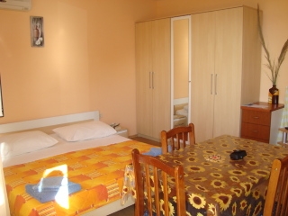 Imagen de la habitación del Hotel Villa Luketa. Foto 5