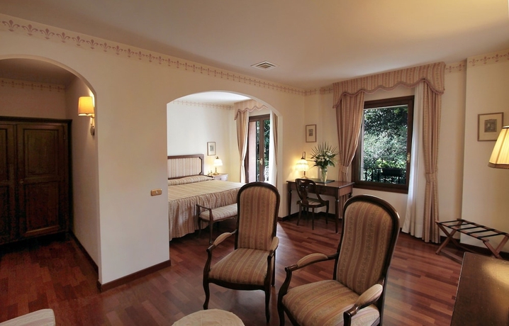 Imagen de la habitación del Hotel Villa Luppis. Foto 3