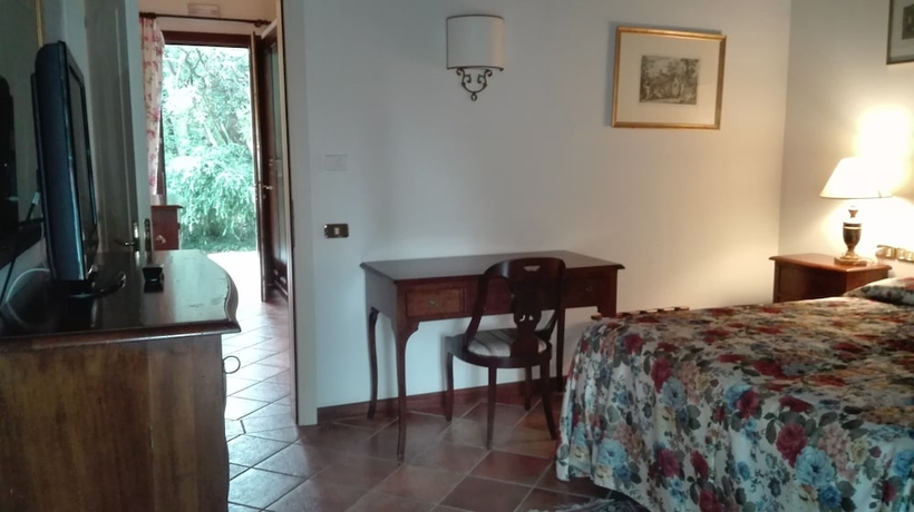 Imagen de la habitación del Hotel Villa Luppis. Foto 6