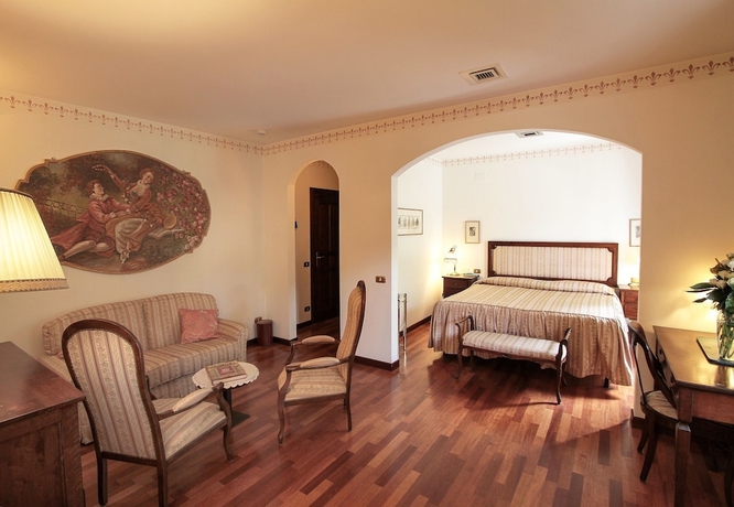 Imagen de la habitación del Hotel Villa Luppis. Foto 15