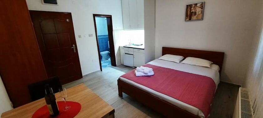 Imagen de la habitación del Hotel Villa Lutovac. Foto 20