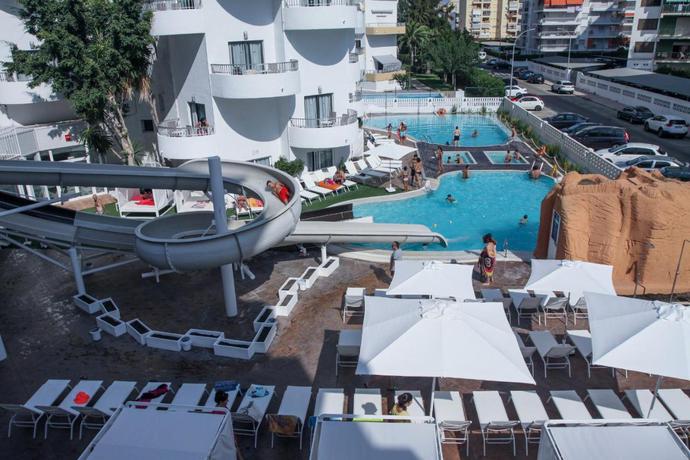 Imagen de la piscina del Hotel Villa Luz Design & Art. Foto 8