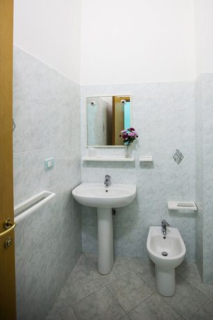 Imagen de la habitación del Hotel Villa MG. Foto 15