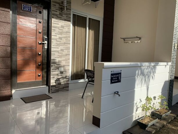 Imagen de la habitación del Hotel Villa MJ Maristela Beach Resort. Foto 33