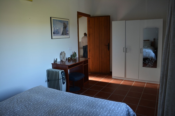 Imagen de la habitación del Hotel Villa Madrigueras. Foto 10