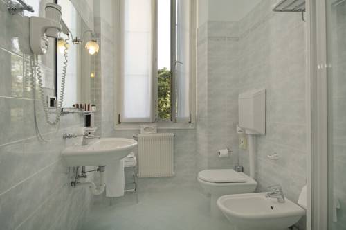 Imagen de la habitación del Hotel Villa Madruzzo. Foto 9