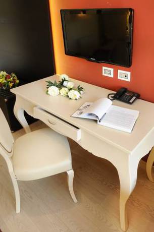 Imagen de la habitación del Hotel Villa Madruzzo. Foto 16