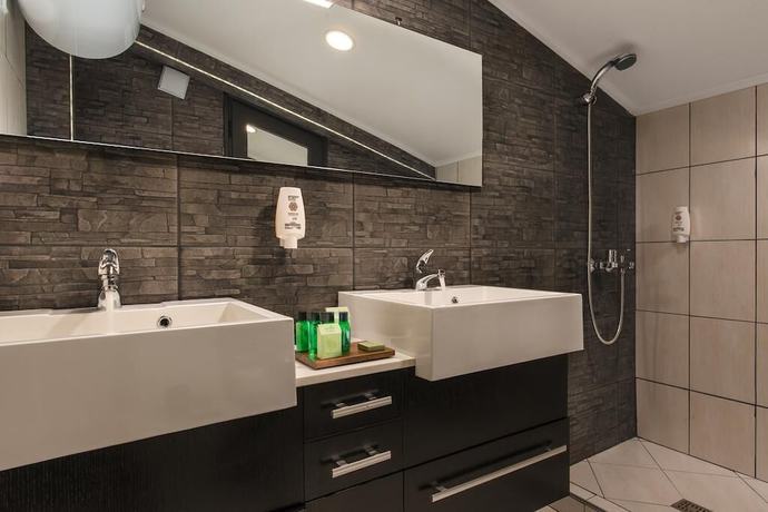 Imagen de la habitación del Hotel Villa Magus. Foto 6