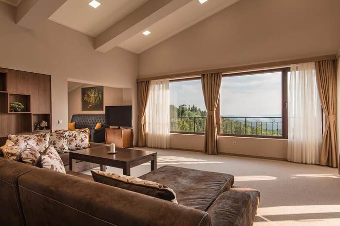 Imagen de la habitación del Hotel Villa Magus. Foto 10