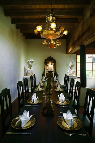 Imagen del bar/restaurante del Hotel Villa Mahabhirom. Foto 6