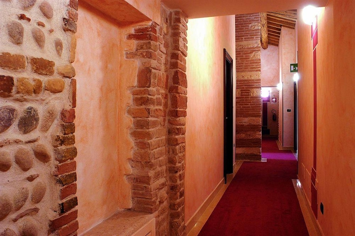 Imagen general del Hotel Villa Malaspina. Foto 7