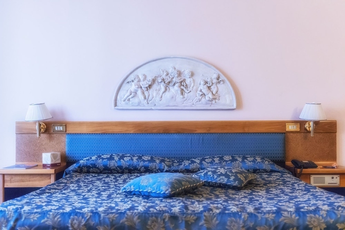 Imagen de la habitación del Hotel Villa Malpensa. Foto 17