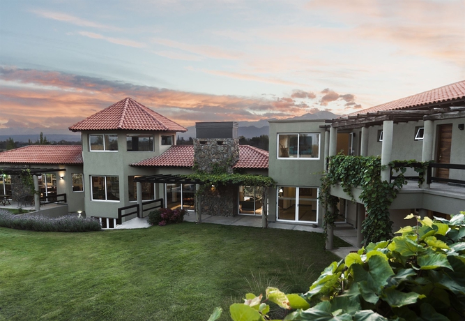 Imagen de los exteriores del Hotel Villa Mansa Wine. Foto 9