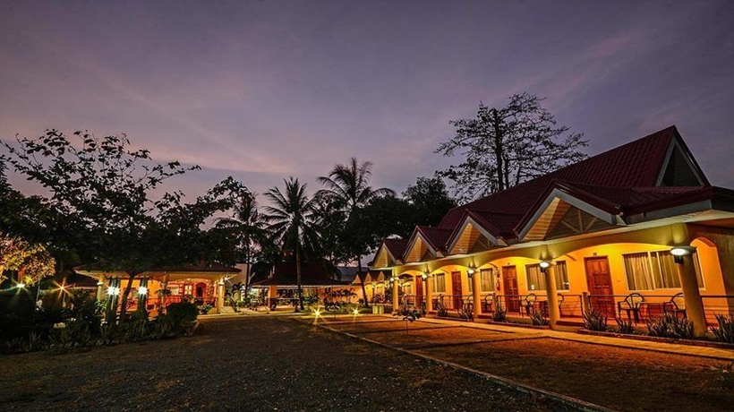 Imagen de los exteriores del Hotel Villa Manuel Tourist Inn. Foto 9
