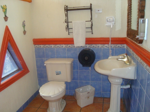 Imagen de la habitación del Hotel Villa Manzanares. Foto 3