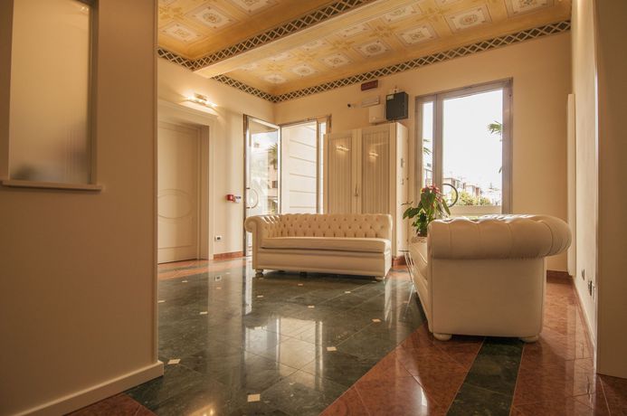 Imagen de los interiores del Hotel Villa Maranello. Foto 19