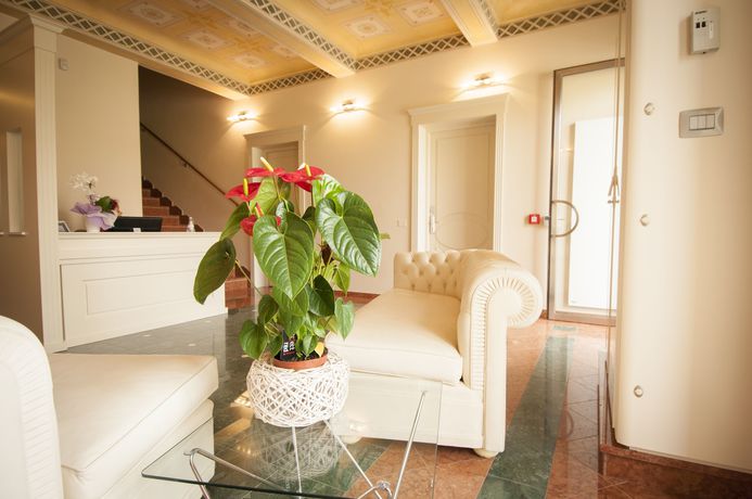 Imagen de los interiores del Hotel Villa Maranello. Foto 20