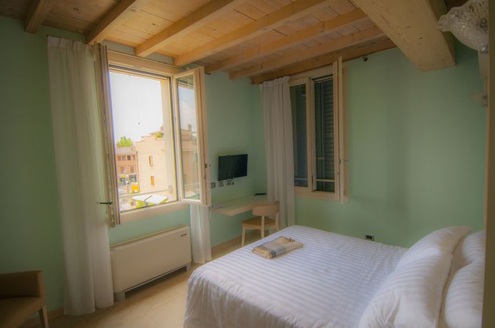 Imagen de la habitación del Hotel Villa Maranello. Foto 10