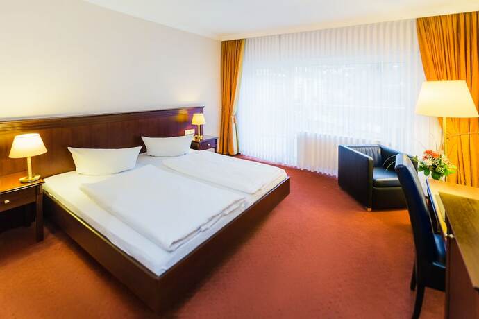 Imagen de la habitación del Hotel Villa Marburg Im Park. Foto 11