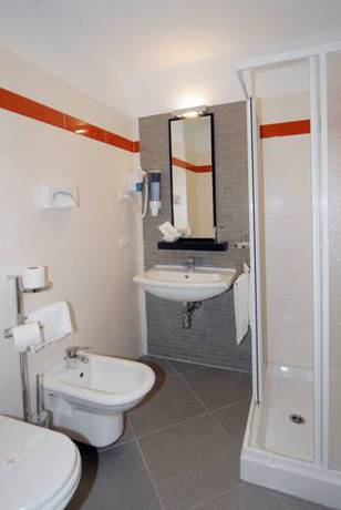 Imagen de la habitación del Hotel Villa Marcella. Foto 4