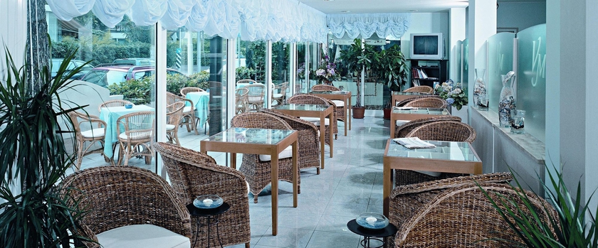 Imagen del bar/restaurante del Hotel Villa Mare, Riccione. Foto 6
