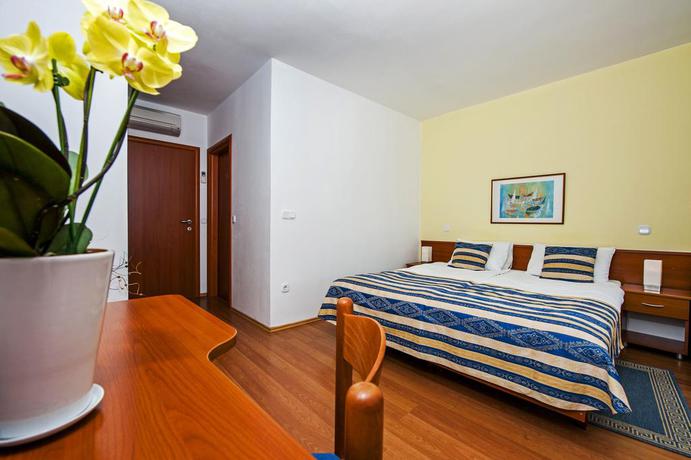 Imagen de la habitación del Hotel Villa Marea. Foto 7