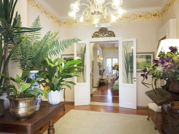 Imagen de los interiores del Hotel Villa Maremonti. Foto 18