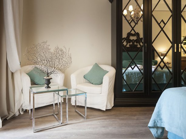 Imagen de la habitación del Hotel Villa Maremonti. Foto 8