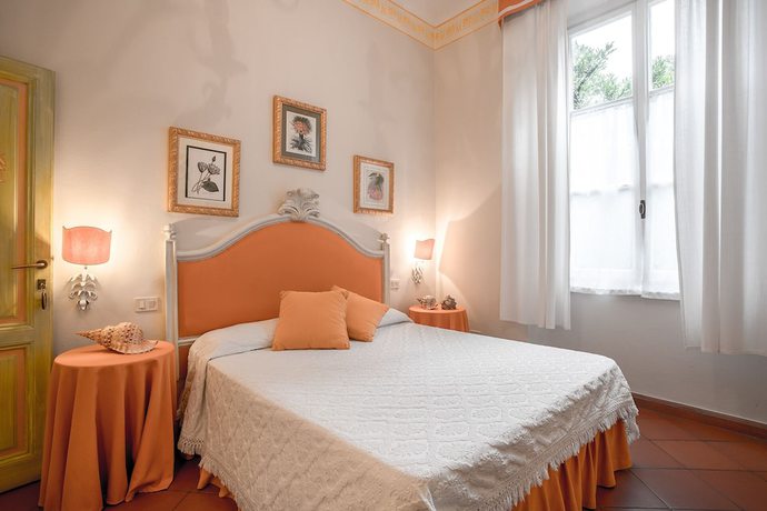 Imagen de la habitación del Hotel Villa Maremonti. Foto 15