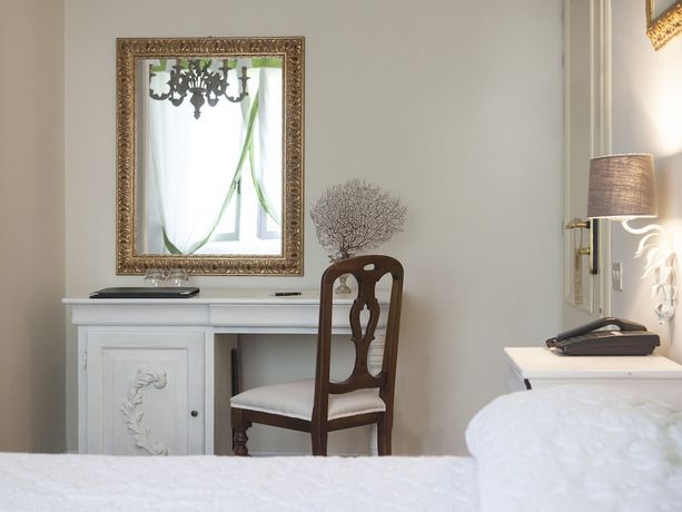 Imagen de la habitación del Hotel Villa Maremonti. Foto 16